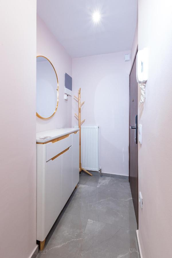 Luxury Downtown Apartment E1 Salonicco Esterno foto